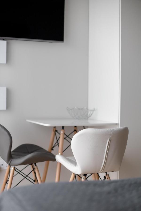 Wola Chic Silver Studio Варшава Экстерьер фото